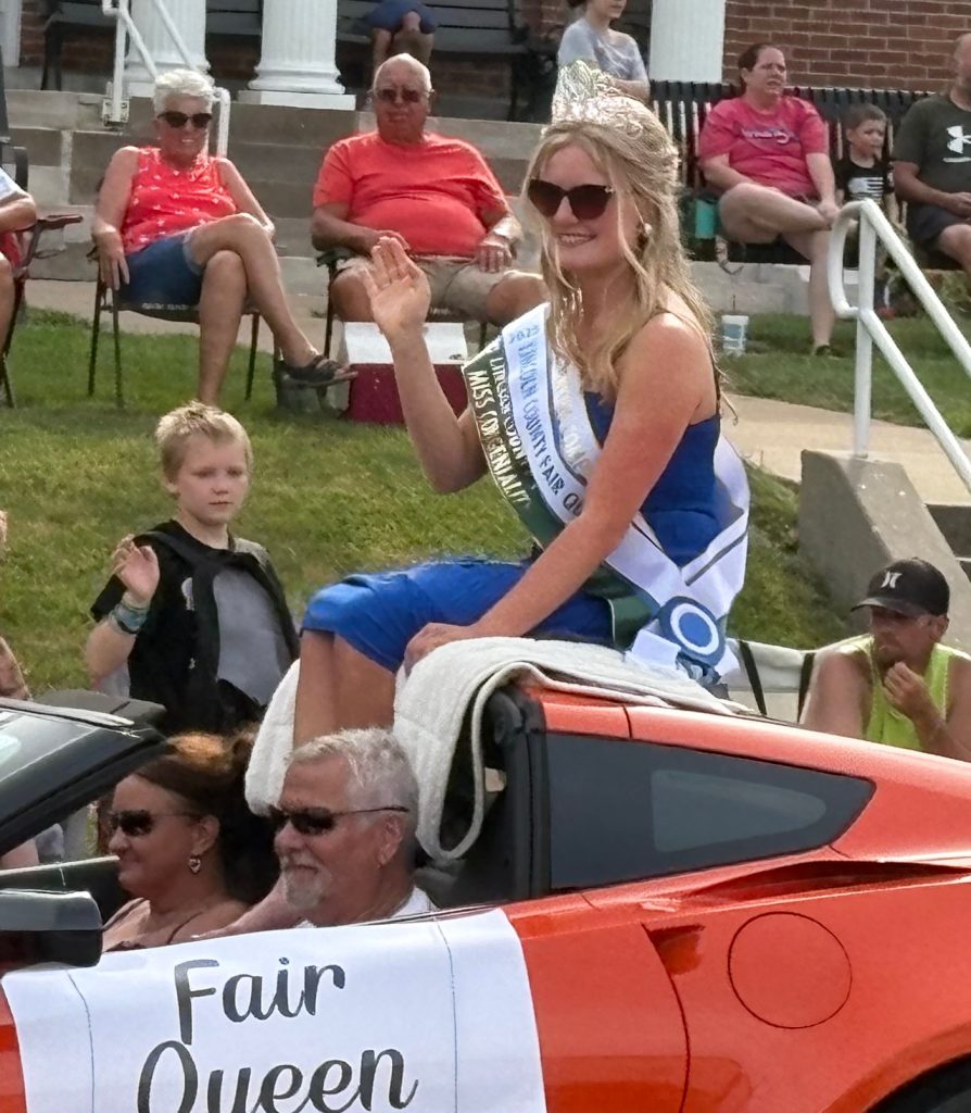 McKenna Claiborn was crowned Saturday night the 2025 Lincoln County Fair Queen.